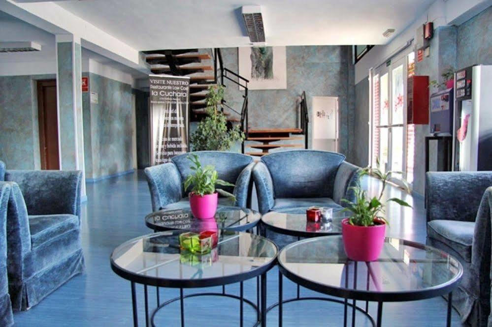 Ahc Hoteles Caces المظهر الخارجي الصورة